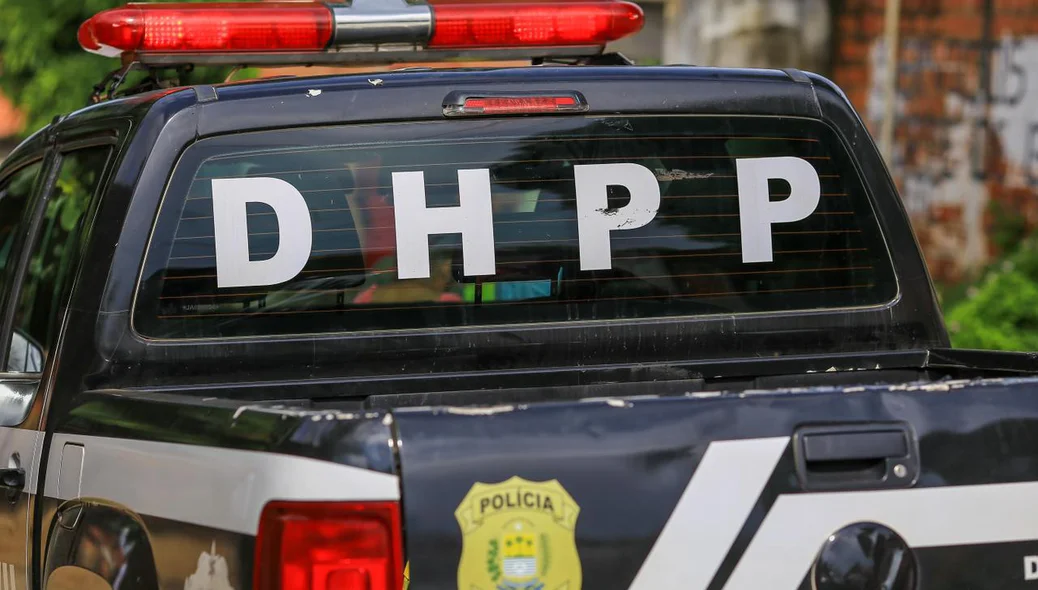 Viatura Departamento de Homicídio e Proteção à Pessoa (DHPP)