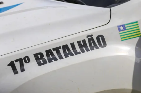 Viatura do 17° Batalhão da Polícia Militar