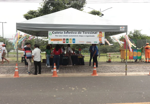 7º Drive Thru da Coleta Seletiva recolhe 530 quilos de material reciclável no Parque Lagoas do Norte