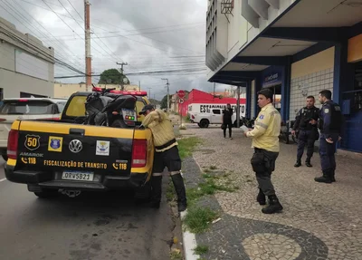 Abordagem da Guarda Civil Municipal (GCM) no centro de Teresina