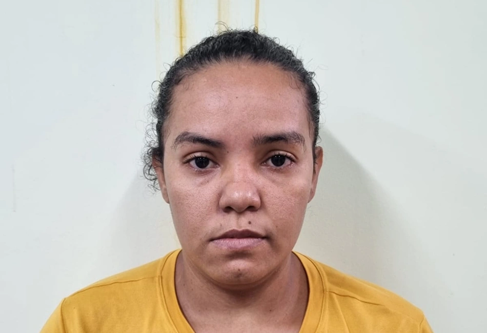 Acusada de duplo homicídio
