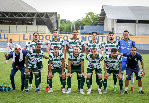 Altos preparado para o confronto