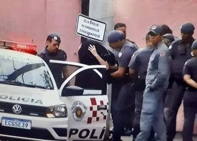 Aluno esfaqueia professores e alunos em São Paulo