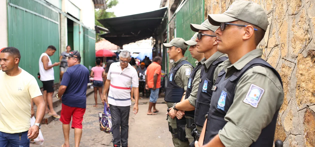 Alunos do curso de formação realizam estágio de policiamento em Teresina