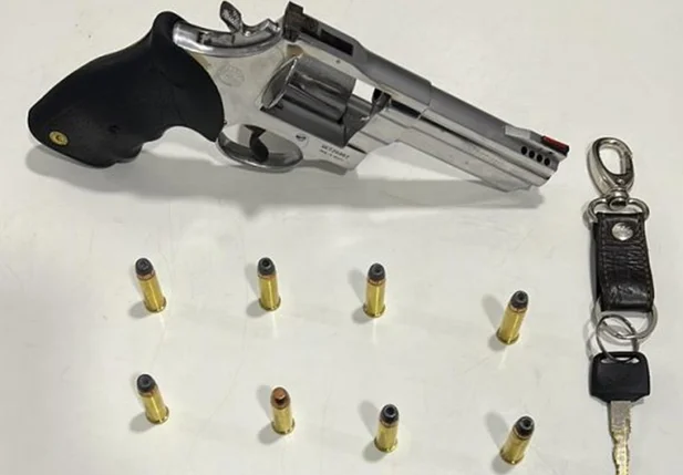 Arma apreendida no imóvel do faccionado