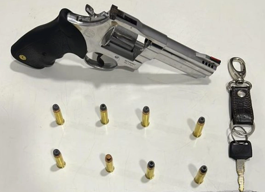 Arma apreendida no imóvel do faccionado