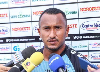 Atleta do River-PI na coletiva