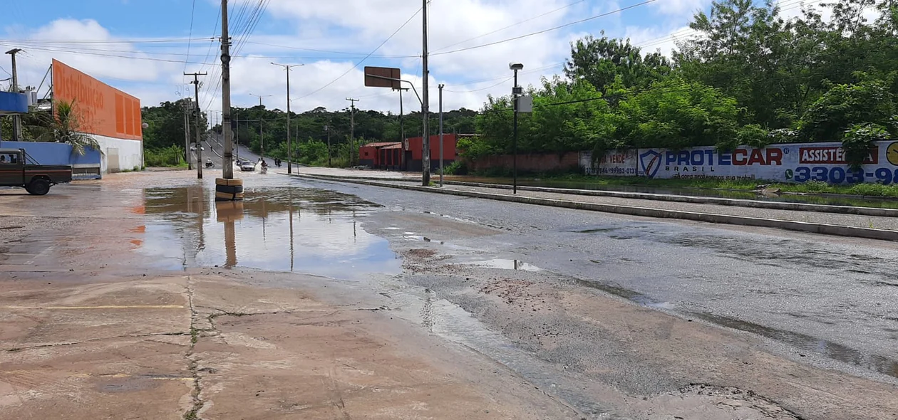 Avenida Joaquim Nelson em Teresina