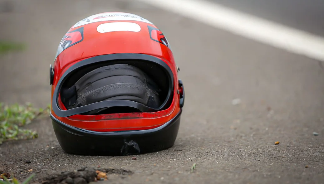 Capacete da vítima
