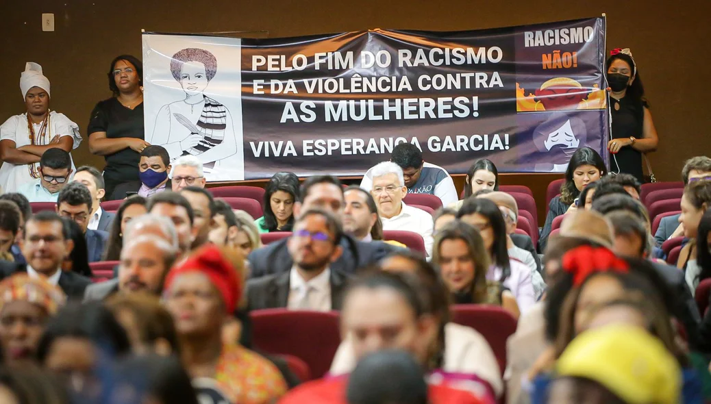Cartaz contra o racismo