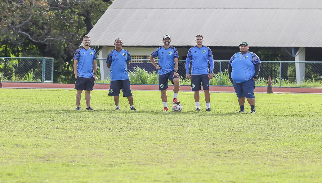 Comissão técnica do Altos