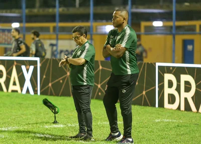 Comissão técnica do Fluminense-PI (Totonho e Carlão)