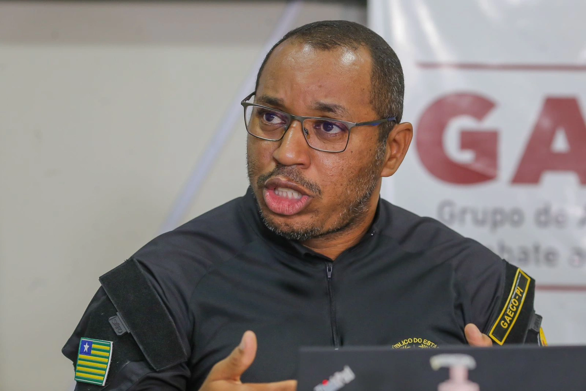 Coordenador do GAECO, promotor Cláudio Soeiro
