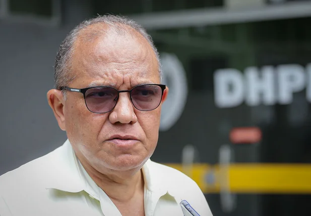Delegado Francisco Costa, o Barêtta