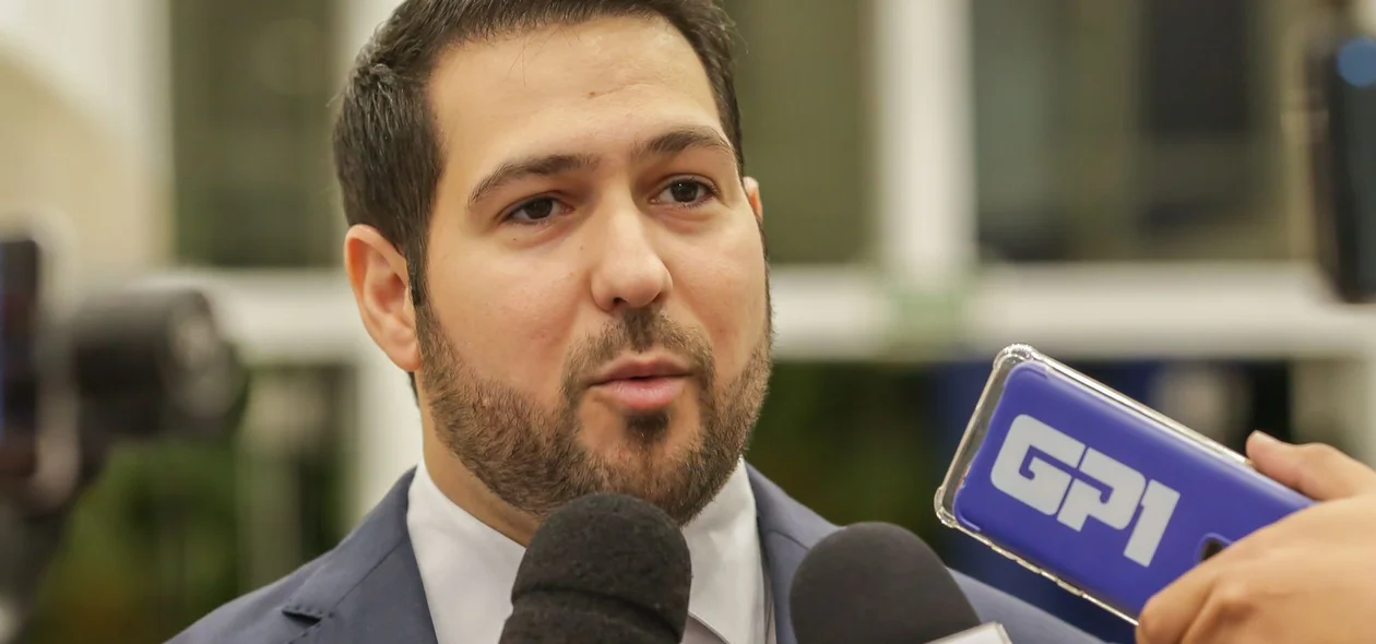 Deputado Felipe Sampaio