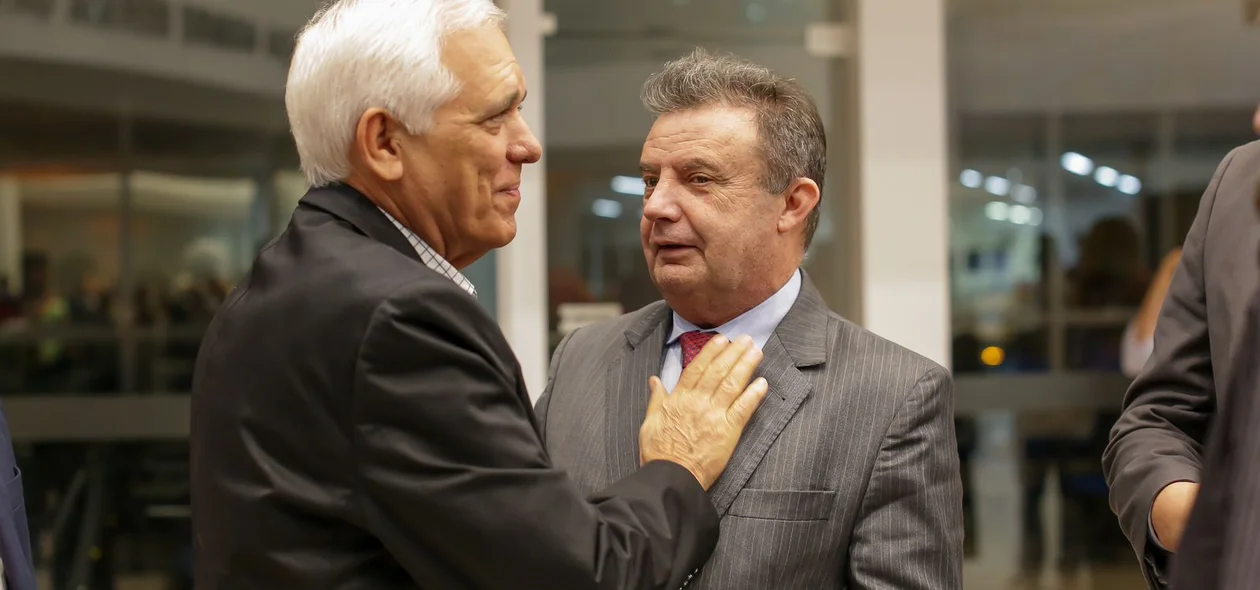 Desembargador Hilo de Almeida e Themístocles Filho