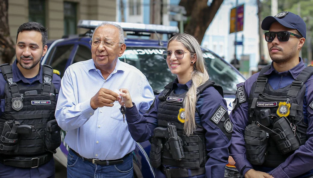 Entrega das 22 viaturas da GCM