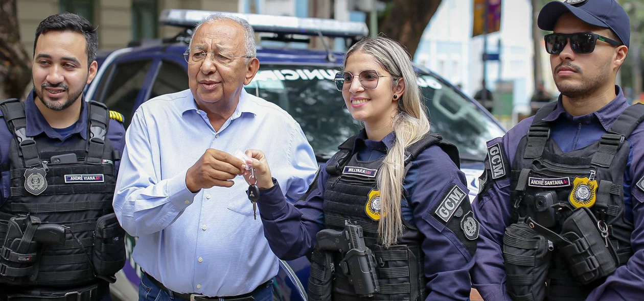 Entrega das 22 viaturas da GCM