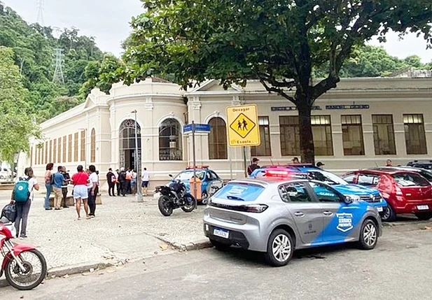 Escola no Rio de Janeiro onde menor de 15 anos tentou esfaquear colega