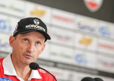 Gerson Gusmão, técnico do River