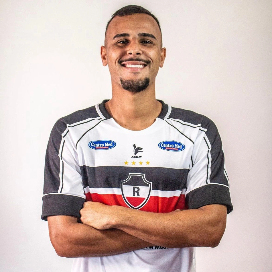 Iago Pereira, volante do River