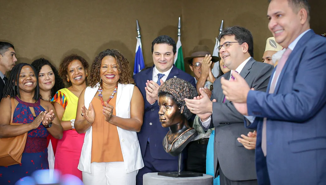 Inauguração do busto