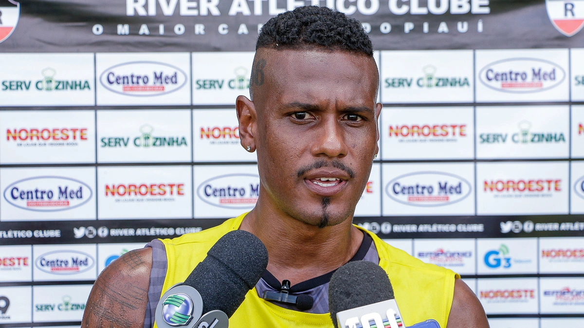 Leandro Amaro, jogador do River-PI