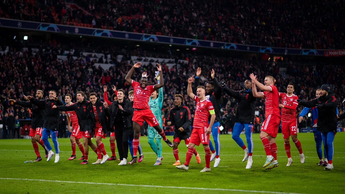 Jogadores do Bayern comemoram classificação