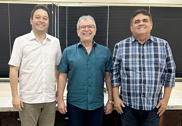 JVC em encontro com Evandro Hidd e Jorge Lopes