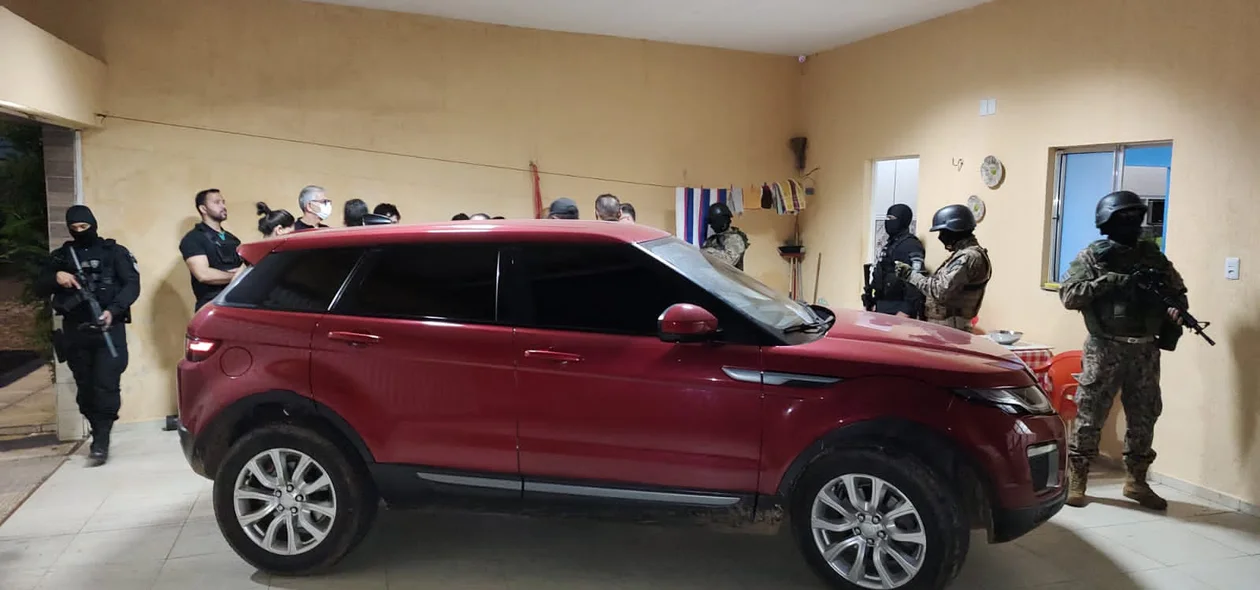 Land Rover apreendida