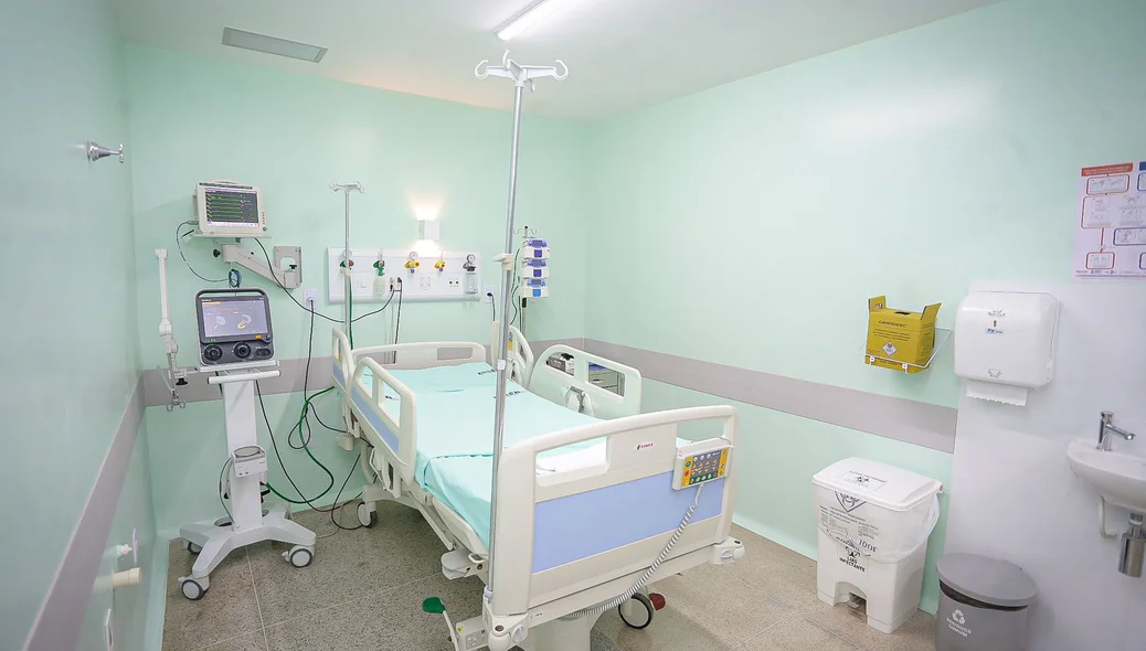 Leito entregue para o Hospital Universitário