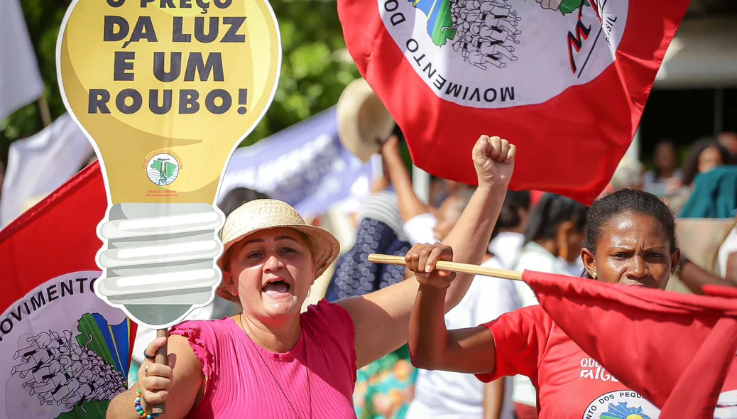 Manifestantes criticam valor das taxas de energia