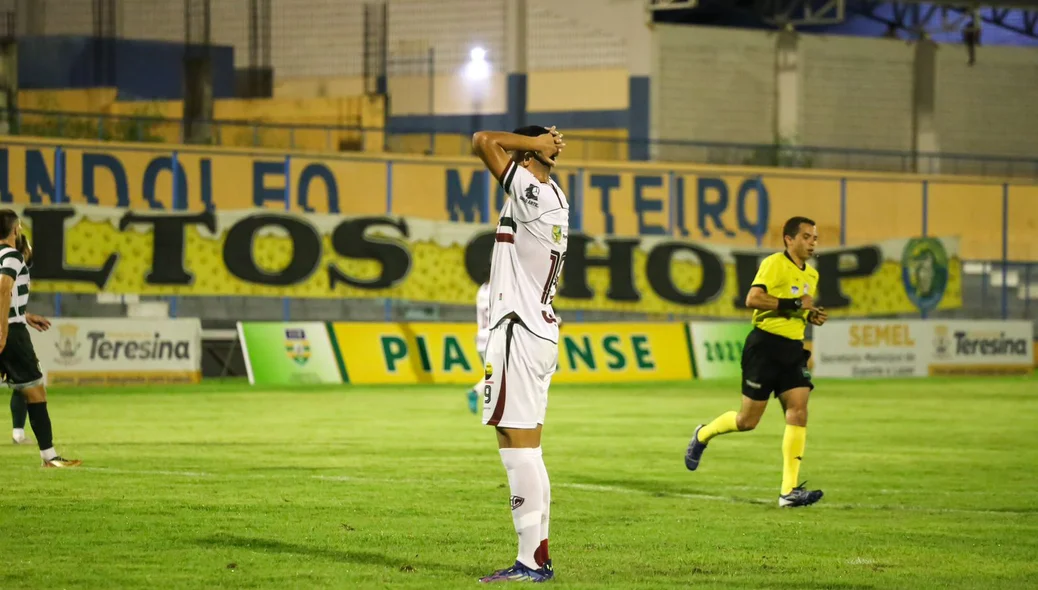 Mateusão lamenta chance perdida