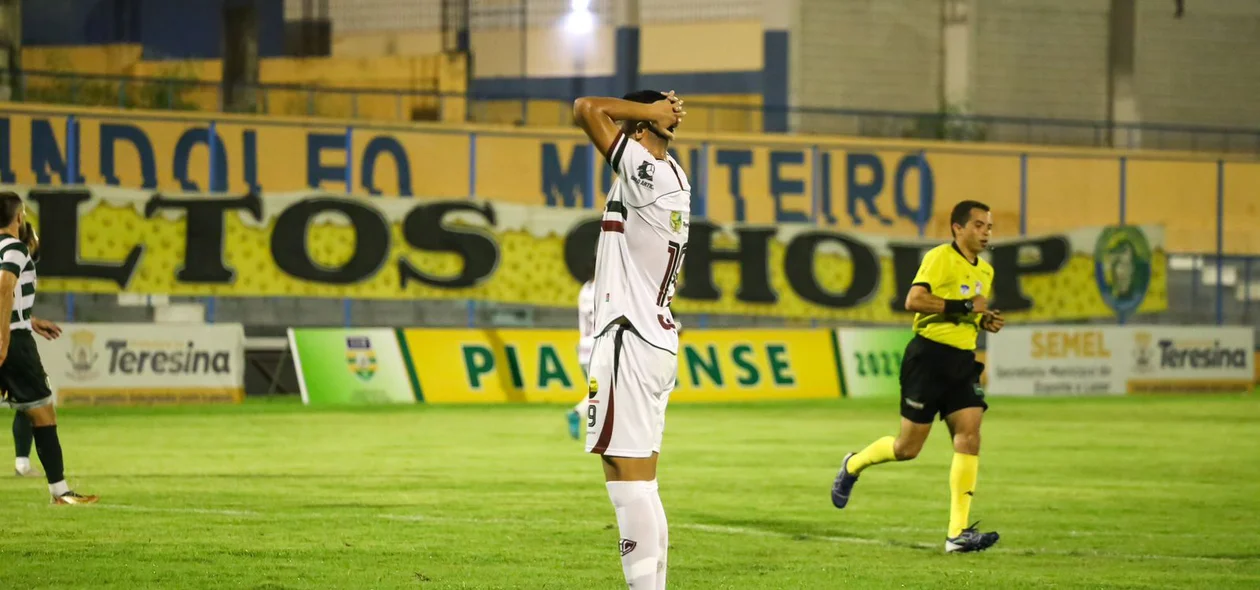 Mateusão lamenta chance perdida