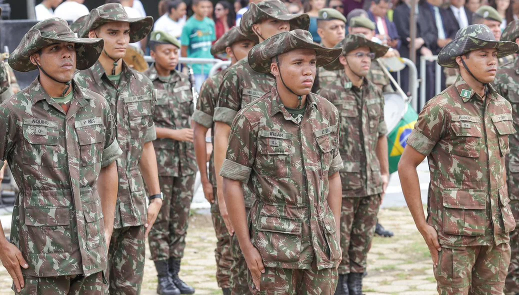 Militares durante o bicentenário da Batalha do Jenipapo