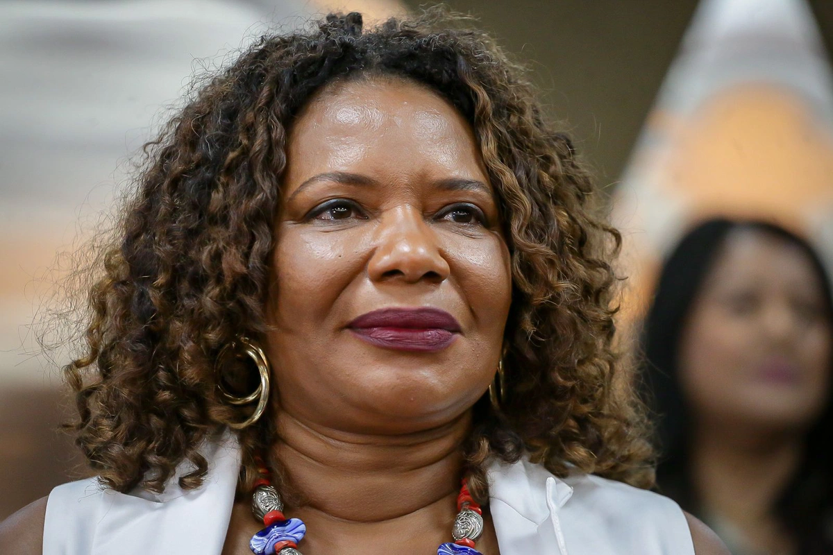 Ministra Margareth Menezes