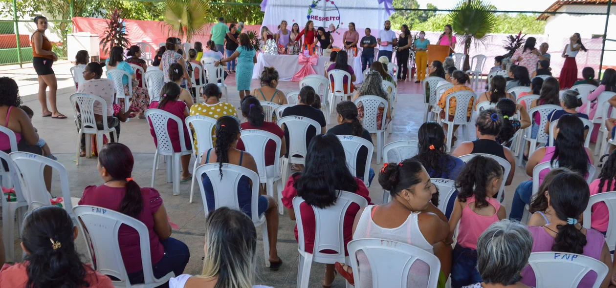 Mulheres presentes