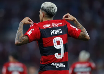 Pedro foi o nome da partida, o centroavante marcou dois gols e deu uma assistência