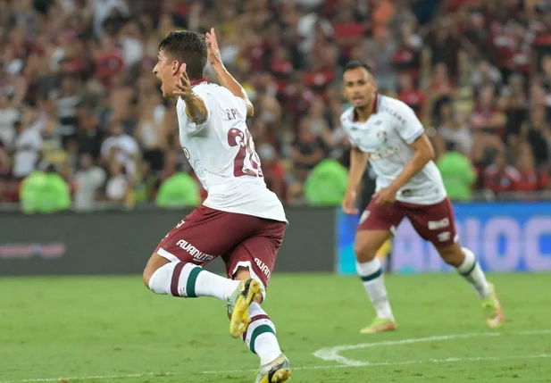 Pirani foi o autor do gol da virada do Fluminense