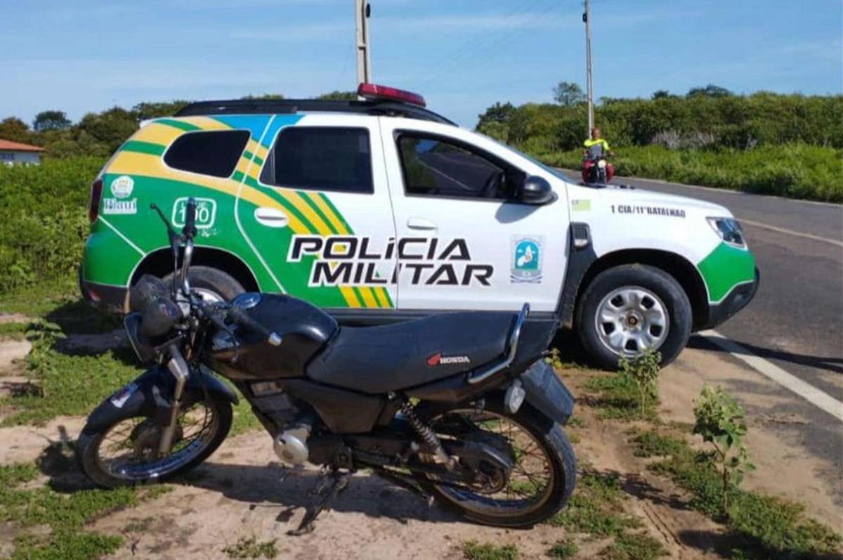 PM apreende moto com restrição de roubo durante blitz em São Raimundo Nonato