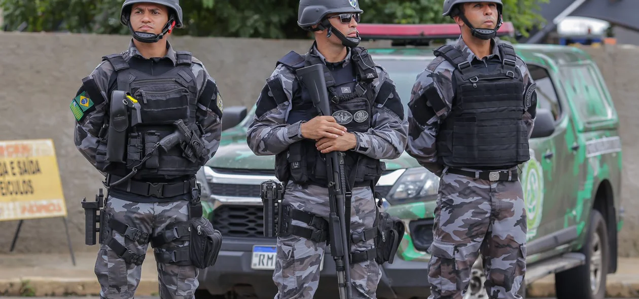 Polícia Militar na desocupação do bairro Teresina Sul