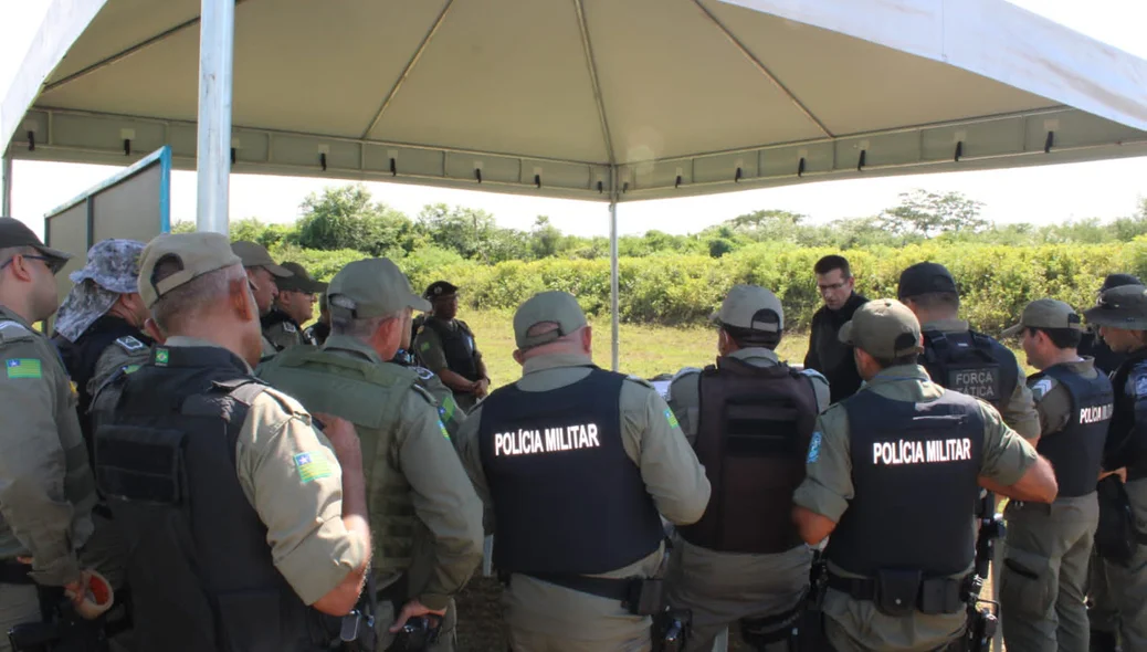 Policiais realizaram treinamento sobre manuseio de armas