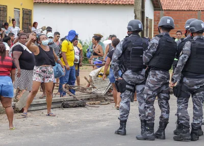 População tenta ocupar terreno no bairro Teresina Sul e PM despeja famílias