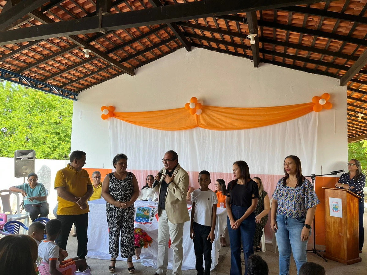Prefeitura de Nazária entrega reforma em escola