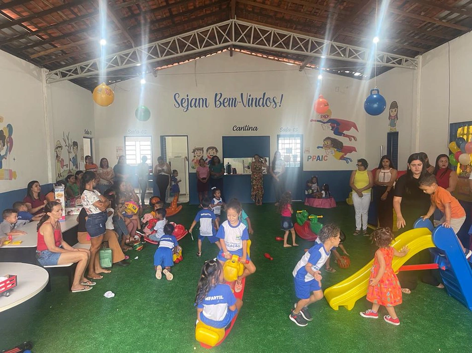 Professora fala sobre reforma de creche