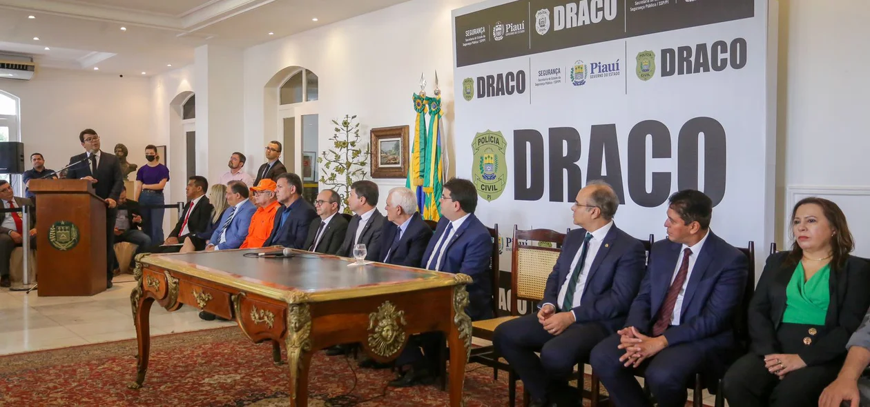 Rafael Fonteles nomeia 10 novos delegados