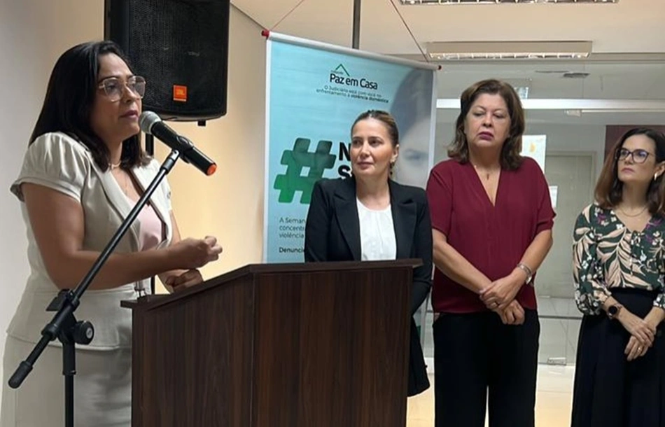 Secretaria da Mulher participa do lançamento da Semana da Justiça pela Paz em Casa
