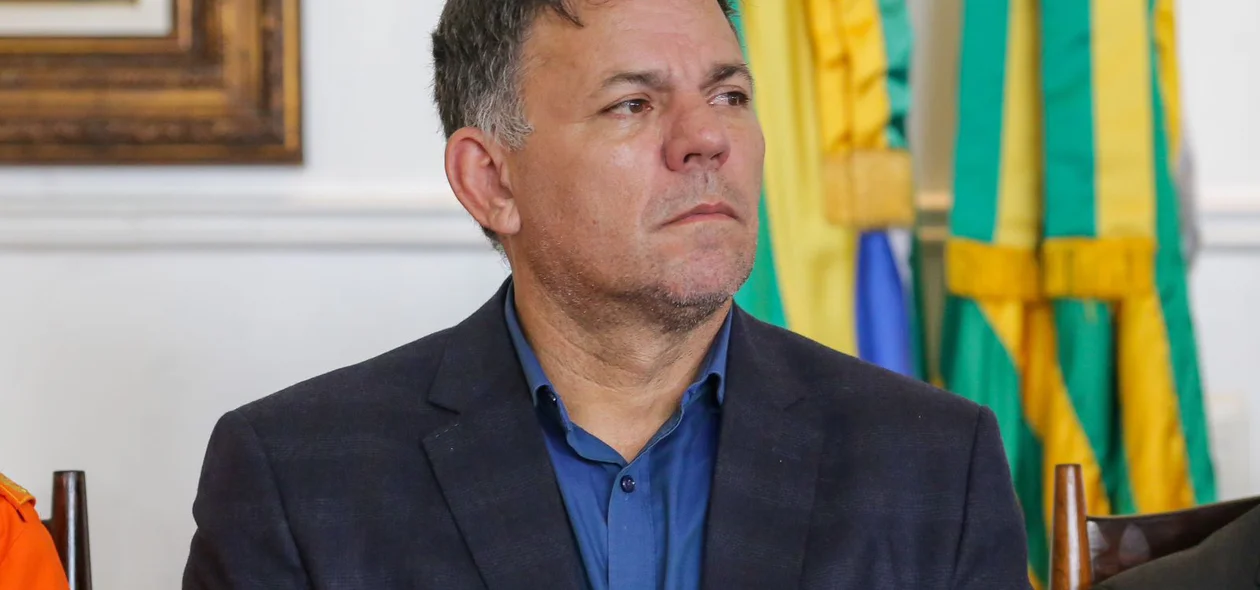 Secretário Carlos Augusto