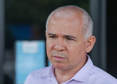 Secretário Tiago Vasconcelos