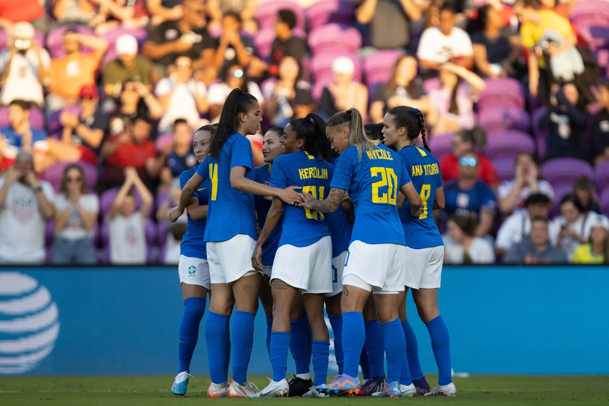 Seleção Brasileira faz a estreia na Copa do Mundo no dia 24 de julho